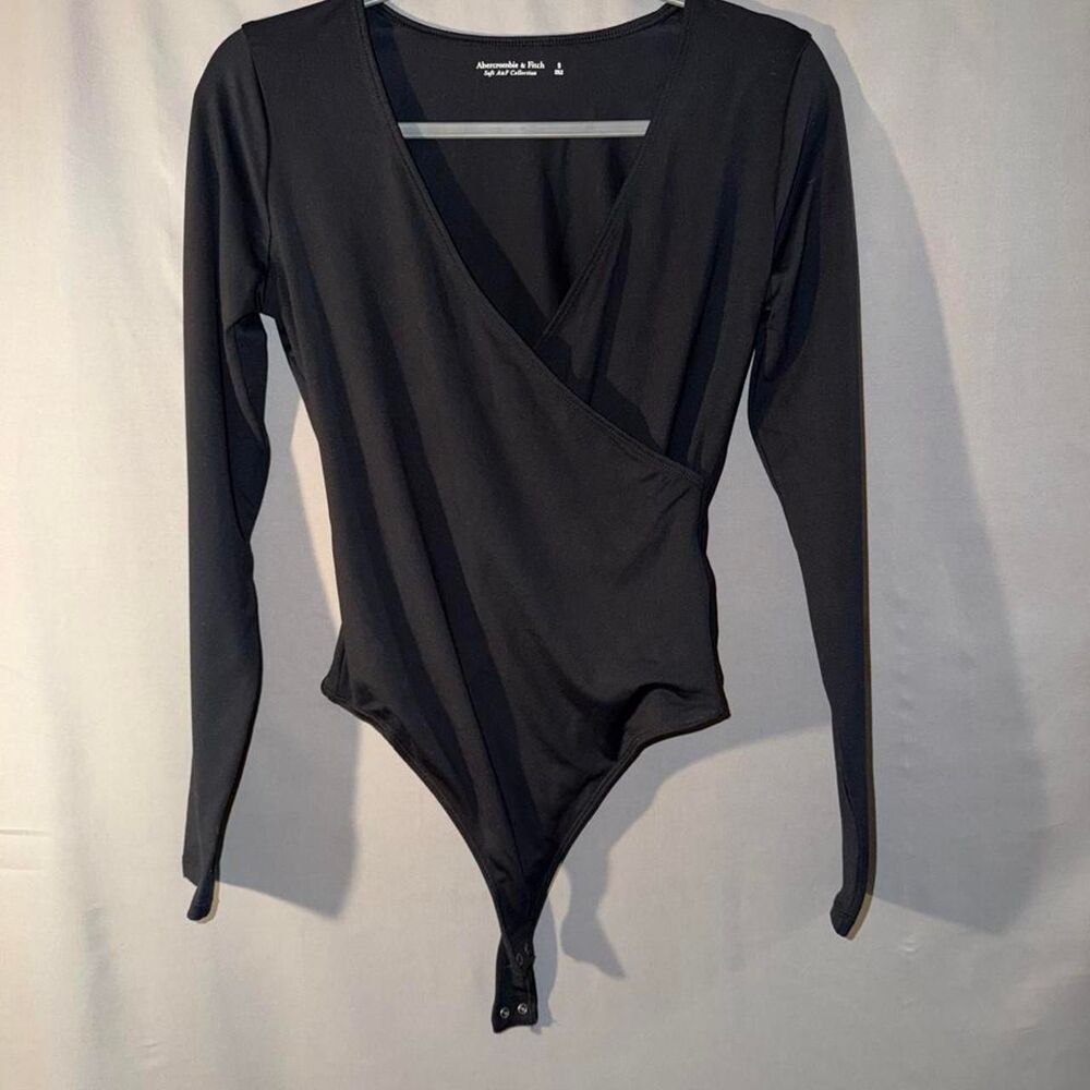 Abercrombie & Fitch black long sleeve bodysuit